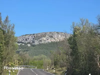 Poljoprivredna parcela u Buzetu - slika 1